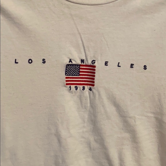 t-shirt - Picture 2 of 3